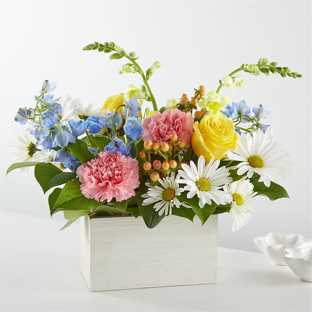 Sun Salutation Box Bouquet – SWAN FLORAL & GIFT SHOP INC, Erlanger KY