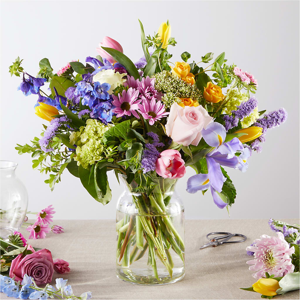 Pastel Tradition - A Florist Original – SWAN FLORAL & GIFT SHOP INC, Erlanger KY