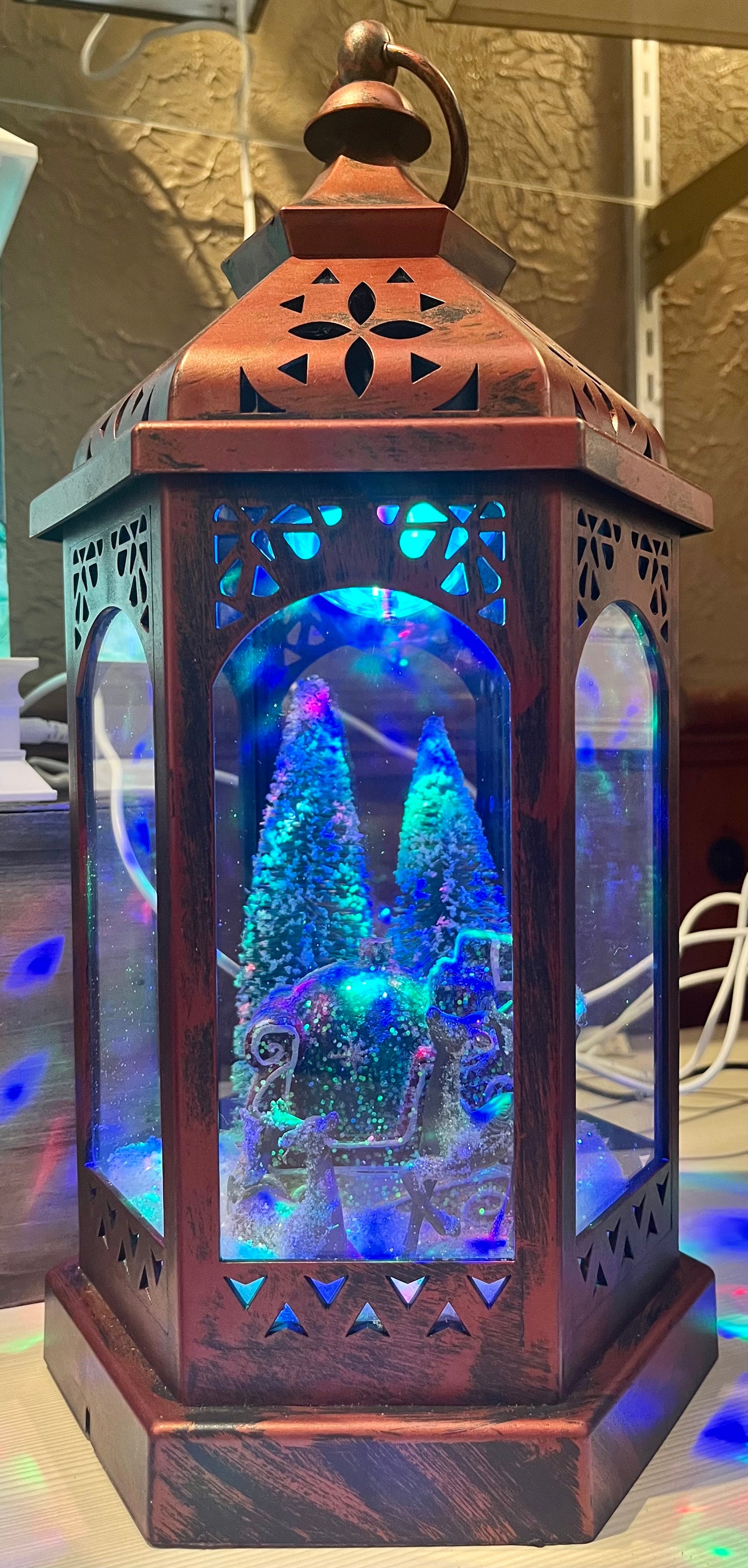 WINTERS NIGHT LANTERN