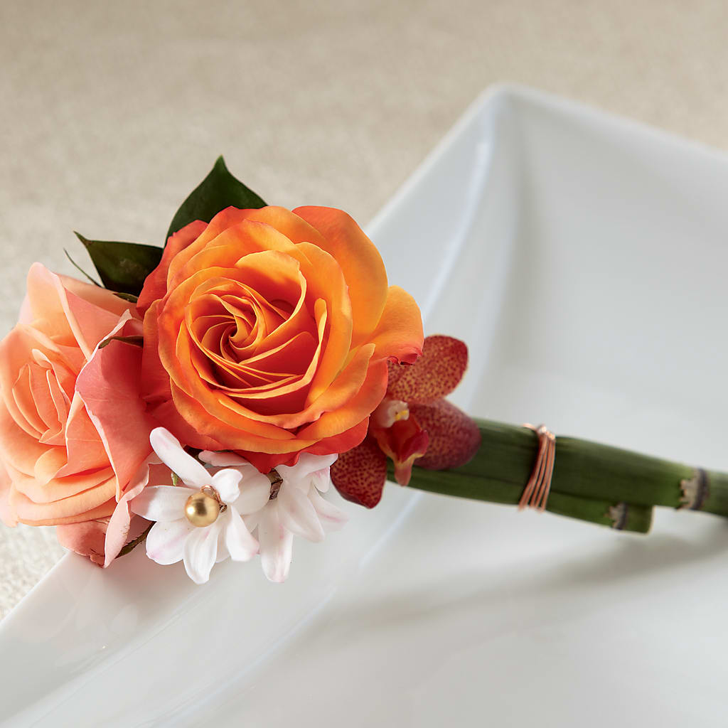 Sunset Dream Boutonniere – SWAN FLORAL & GIFT SHOP INC, Erlanger KY