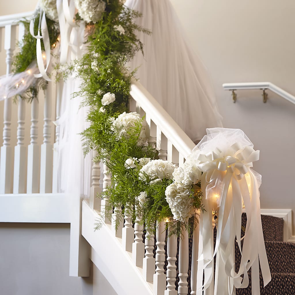 Champagne Dreams Garland – SWAN FLORAL & GIFT SHOP INC, Erlanger KY