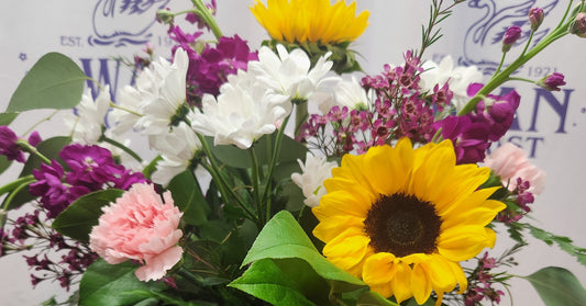 How to Make Cut Flowers Last Longer