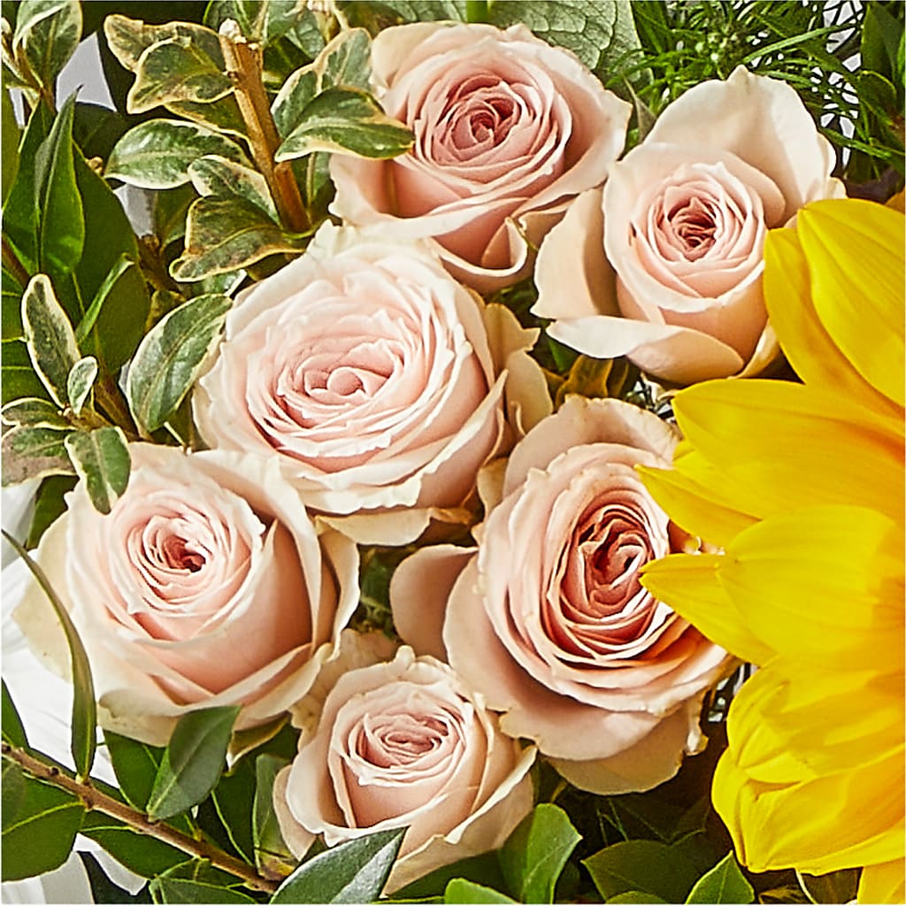 The Good Life Bouquet – SWAN FLORAL & GIFT SHOP INC, Erlanger KY