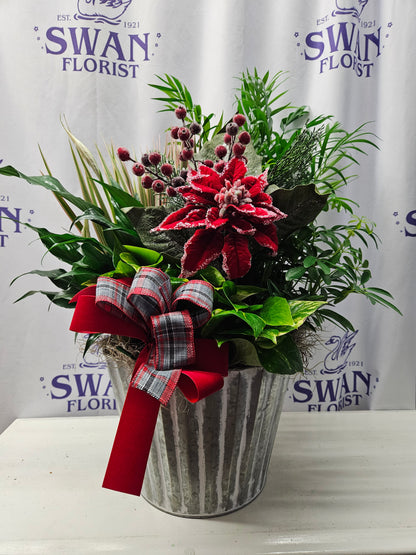 Rustic Christmas Dish Garden