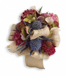 Midnight Wanderings Corsage – SWAN FLORAL & GIFT SHOP INC, Erlanger KY