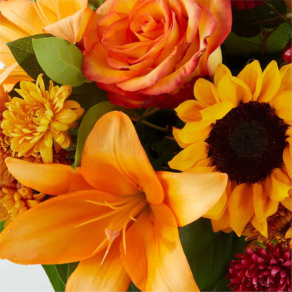 Grateful Centerpiece – SWAN FLORAL & GIFT SHOP INC, Erlanger KY