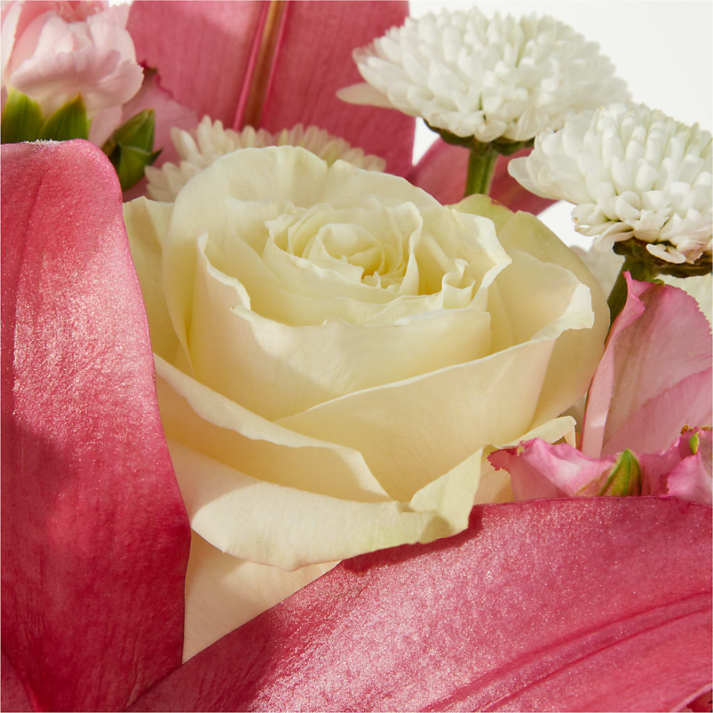 Piece of Cake Bouquet – SWAN FLORAL & GIFT SHOP INC, Erlanger KY