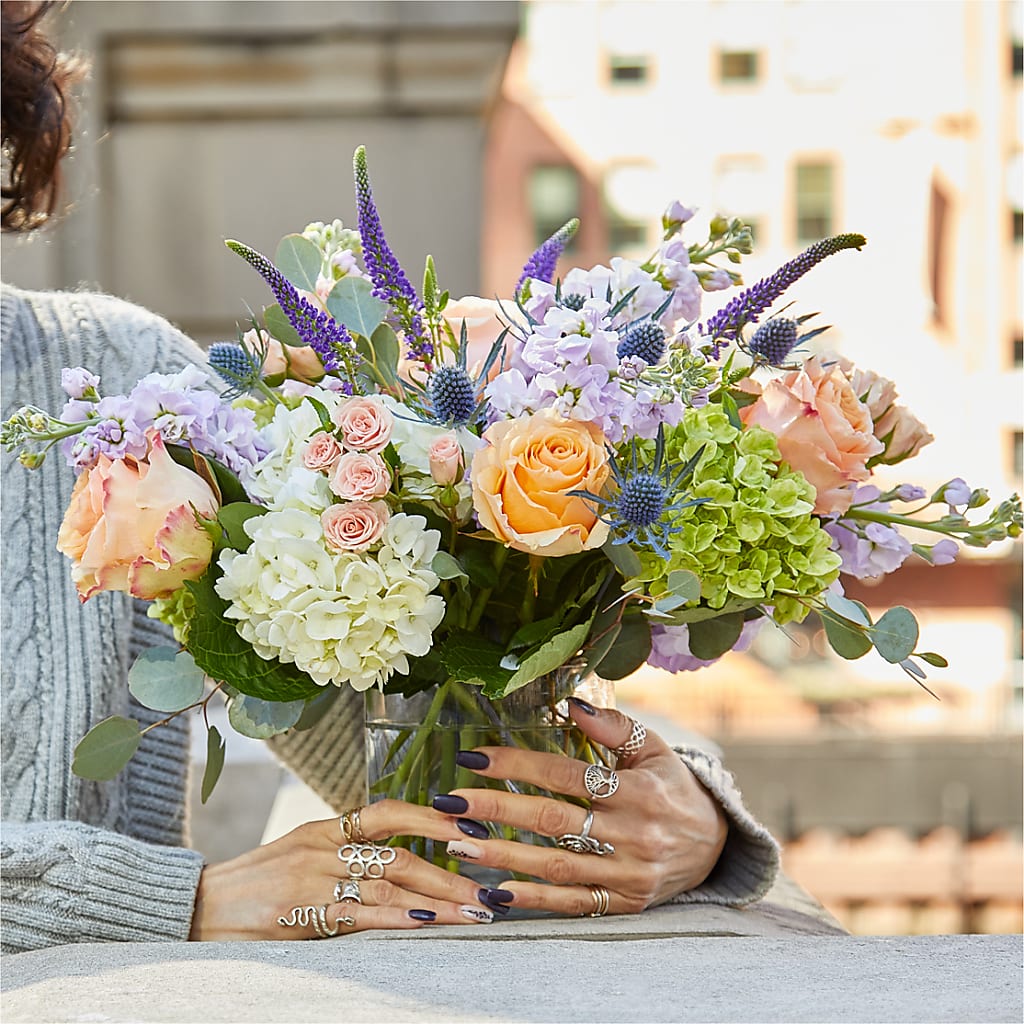 Porch Swing Bouquet – SWAN FLORAL & GIFT SHOP INC, Erlanger KY