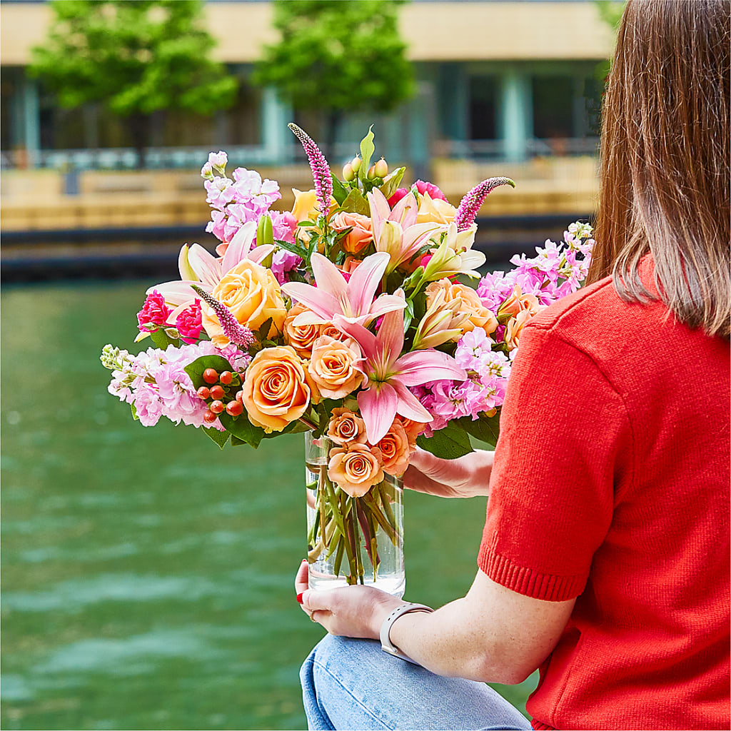 Bisous Bouquet – SWAN FLORAL & GIFT SHOP INC, Erlanger KY