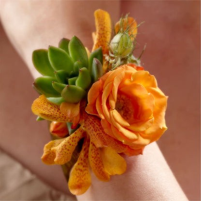 Irresistible Love Wrist Corsage – SWAN FLORAL & GIFT SHOP INC, Erlanger KY